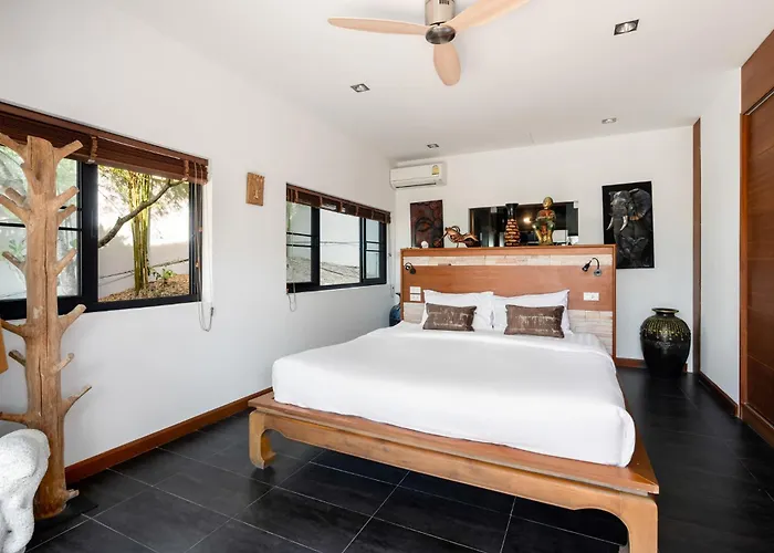 Stylish 3 Bedroom Pool Villa Kbr1