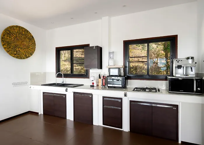 Stylish 3 Bedroom Pool Villa Kbr1